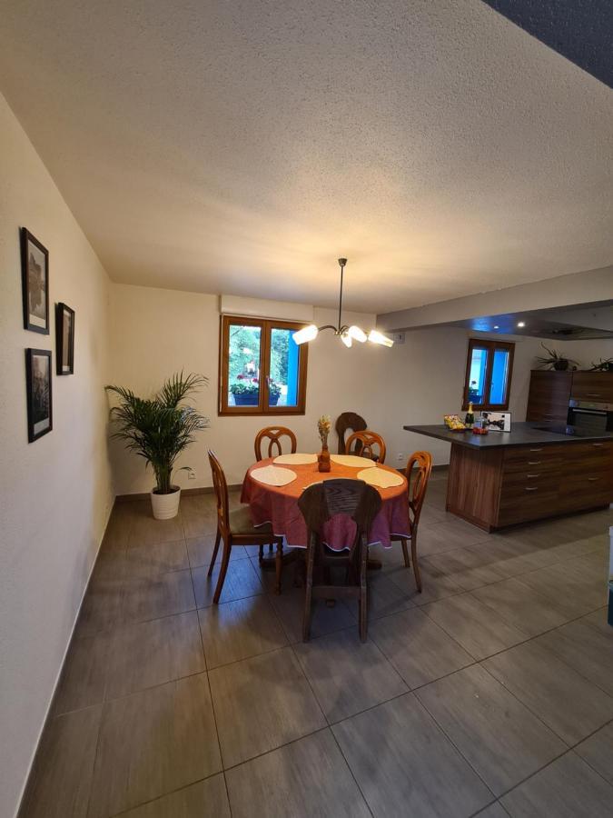 Agreable Appartement Avec Spa Proche De La Foret Bréchaumont Kültér fotó